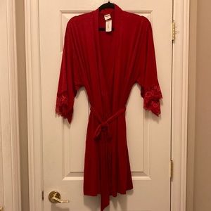 Soma - NWT- Cool Nights Raphael Red Lace Robe Small - Medium